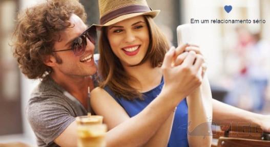 Como mudar seu status de relacionamento no Facebook pelo celular