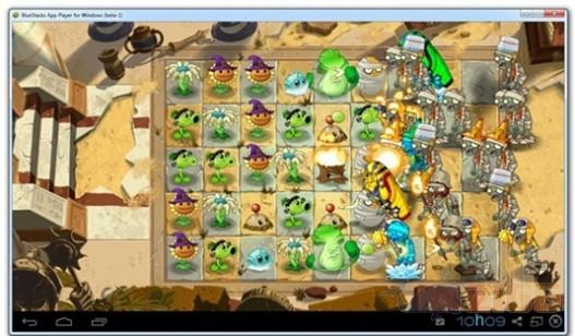 jogando Plants vs Zombies